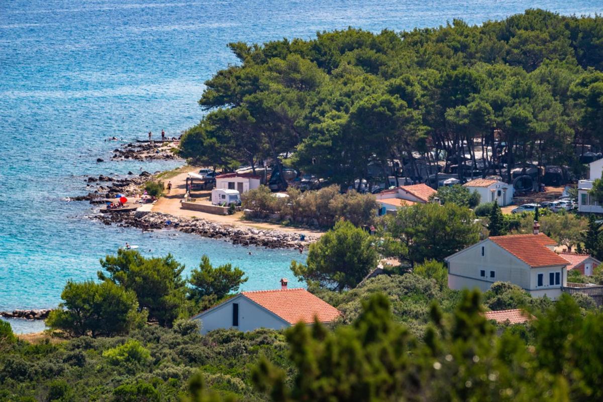 Caravan Near The Sea 2 Ugljan Kültér fotó